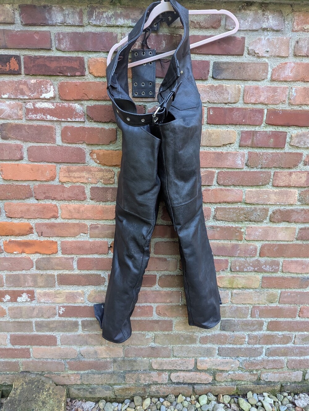 Highway Hawks Motorcycle Genuine Leather Chaps Size Large NWT